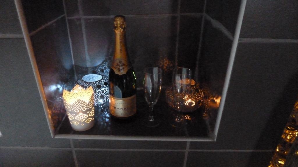 Francorchamps Guest House, Chambres Avec Ou Sans Jacuzzi 말메디 객실 사진